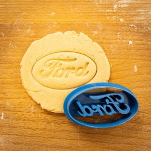 Vykrajovačka Logo Ford