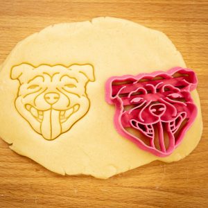 Vykrajovačka - Stafordšírsky bulteriér