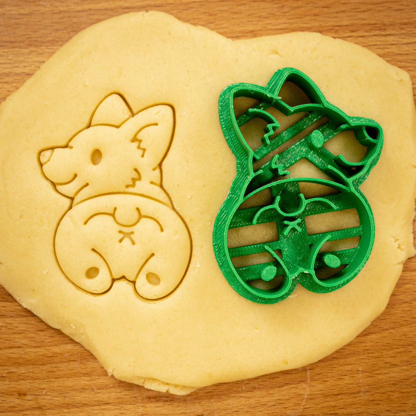 Vykrajovačka - Corgi